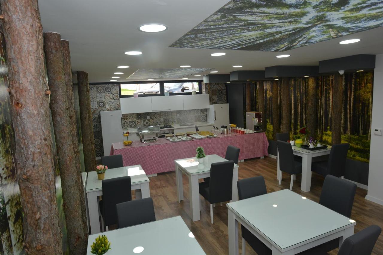 Apart Hotel Family Sarajevo Luaran gambar